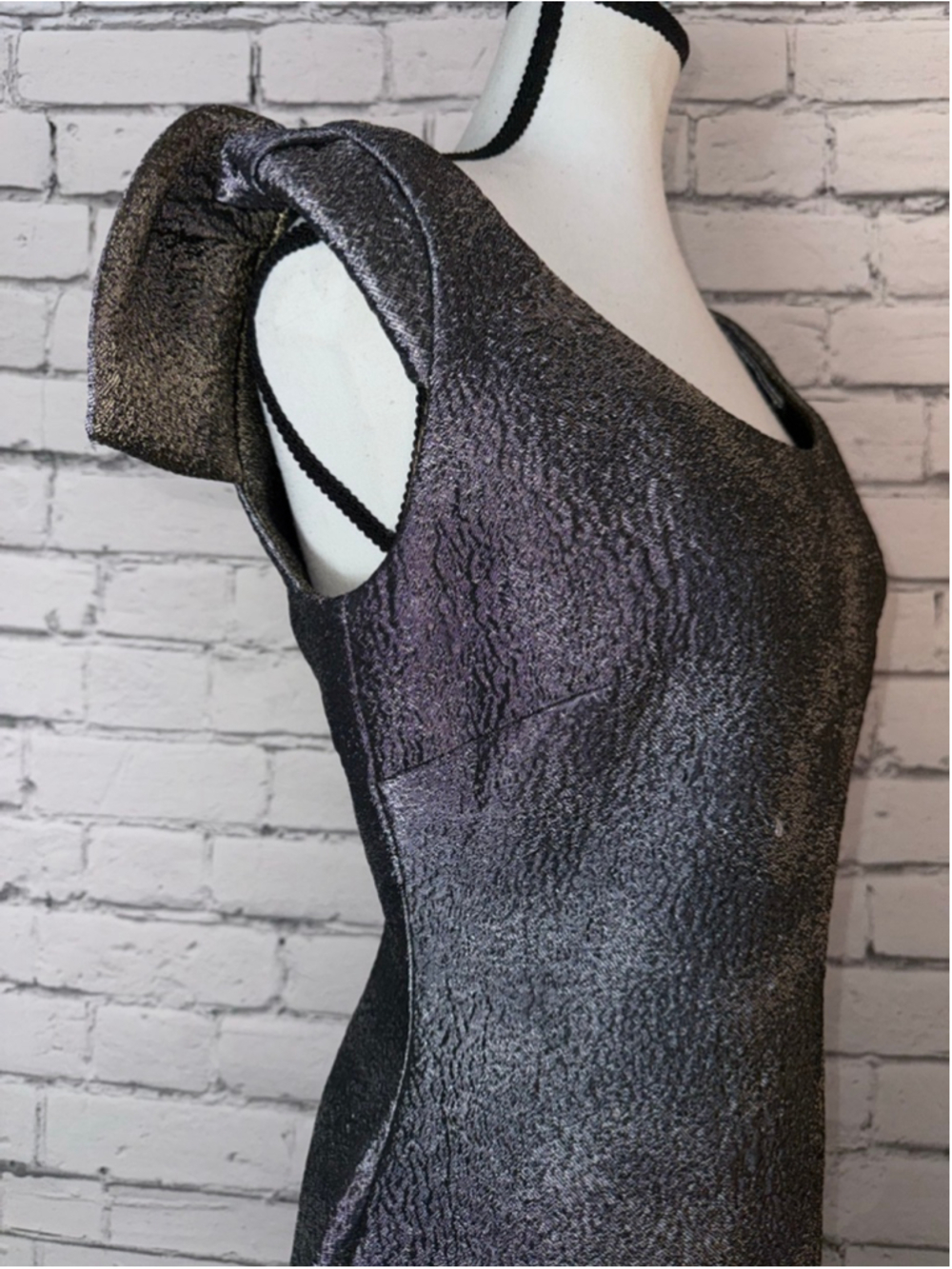 Women's Antonio Berardi Dress Silver Metallic Sheath Modern Size 6 (EU 42) NWT - Picture 13 of 16